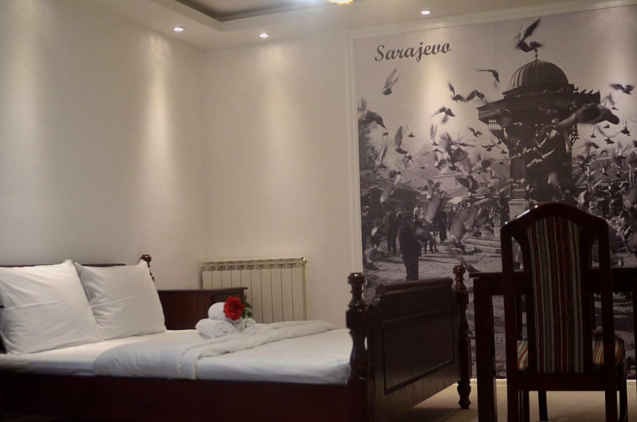 Demi Old Town - Garage Parking Hotel Sarajevo Luaran gambar
